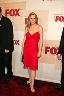 Shannon Lucio feet photo 5