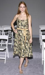 Shannon Lucio feet photo 15