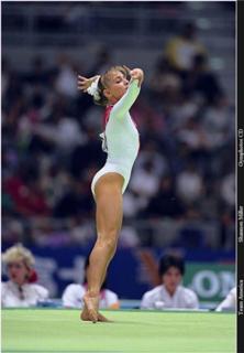 Shannon Miller feet photo 1