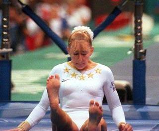 Shannon Miller feet photo 2