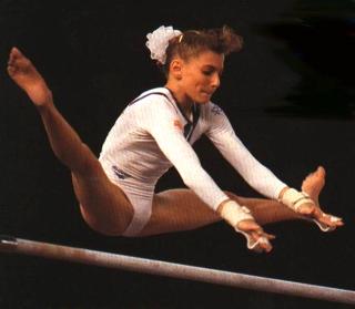 Shannon Miller feet photo 7