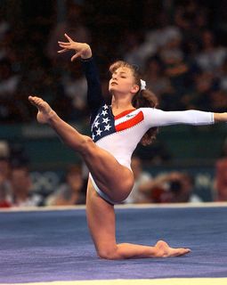Shannon Miller feet photo 4