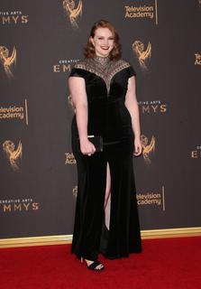 Shannon Purser feet photo 19