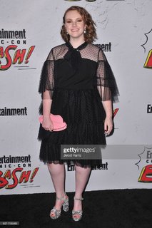 Shannon Purser feet photo 1