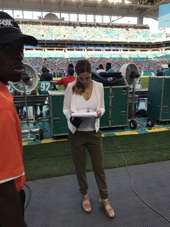 Shannon Spake feet photo 12