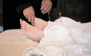 Shannon Tweed feet photo thumbnail