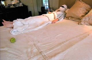 Shannon Tweed feet photo thumbnail