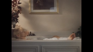 Shannon Tweed feet photo thumbnail