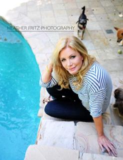 Shannon Tweed feet photo thumbnail