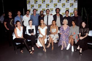 Shannon Woodward feet photo thumbnail