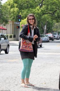 Shannyn Sossamon feet photo thumbnail