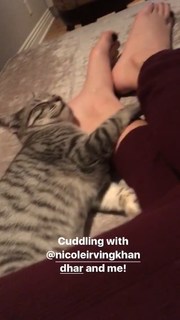 Shantel VanSanten feet photo thumbnail