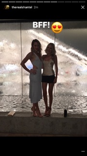 Shantel VanSanten feet photo thumbnail