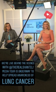 Shantel VanSanten feet photo thumbnail