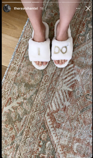 Shantel VanSanten feet photo thumbnail