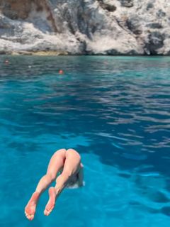 Shantel VanSanten feet photo 1