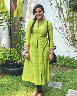 Shanudrie Priyasad feet photo 5