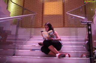 Shanvi Srivastava feet photo 5
