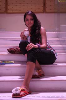 Shanvi Srivastava feet photo 18