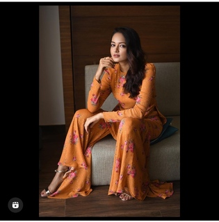 Shanvi Srivastava feet photo 19