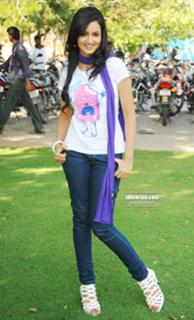 Shanvi Srivastava feet photo 11