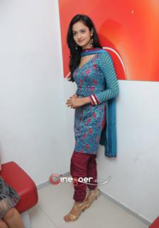 Shanvi Srivastava feet photo 8