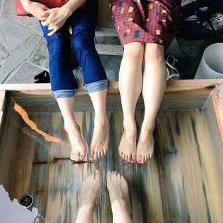 Sharla in Japan feet photo 3