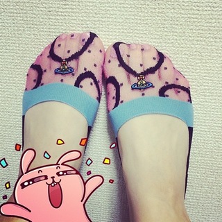 Sharla in Japan feet photo 2