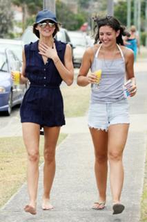 Sharni Vinson feet photo thumbnail