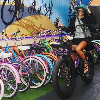 Sharni Vinson feet photo thumbnail