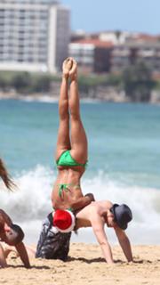 Sharni Vinson feet photo thumbnail