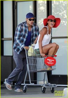 Sharni Vinson feet photo thumbnail