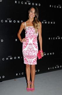 Sharni Vinson feet photo thumbnail