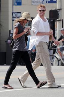 Sharni Vinson feet photo thumbnail