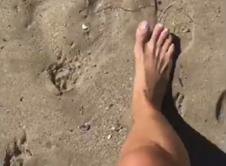Sharon Case feet photo 13