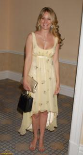 Sharon Case feet photo 16