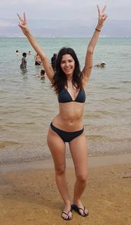 Sharon Dubois feet photo thumbnail