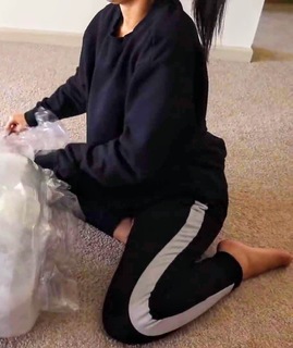 Sharon Dubois feet photo thumbnail