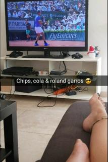 Sharon Dubois feet photo thumbnail