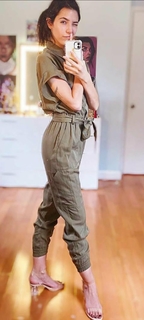 Sharon Dubois feet photo thumbnail