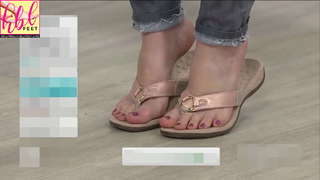 Sharon Faetsch feet photo 9
