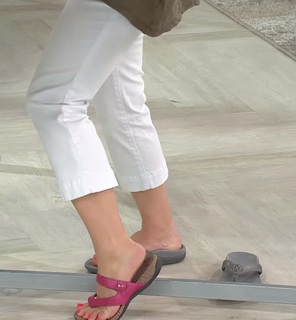 Sharon Faetsch feet photo 8