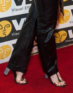 Sharon Lawrence feet photo 6