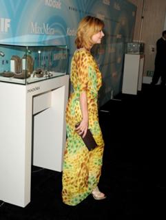 Sharon Lawrence feet photo 9