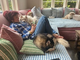 Sharon Osbourne feet photo thumbnail