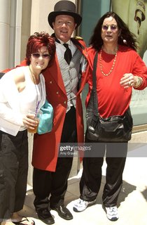 Sharon Osbourne feet photo thumbnail