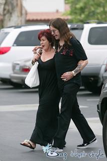 Sharon Osbourne feet photo thumbnail