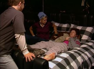 Sharon Osbourne feet photo thumbnail