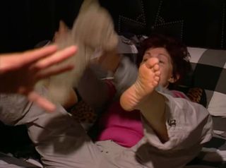Sharon Osbourne feet photo thumbnail