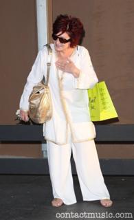 Sharon Osbourne feet photo thumbnail